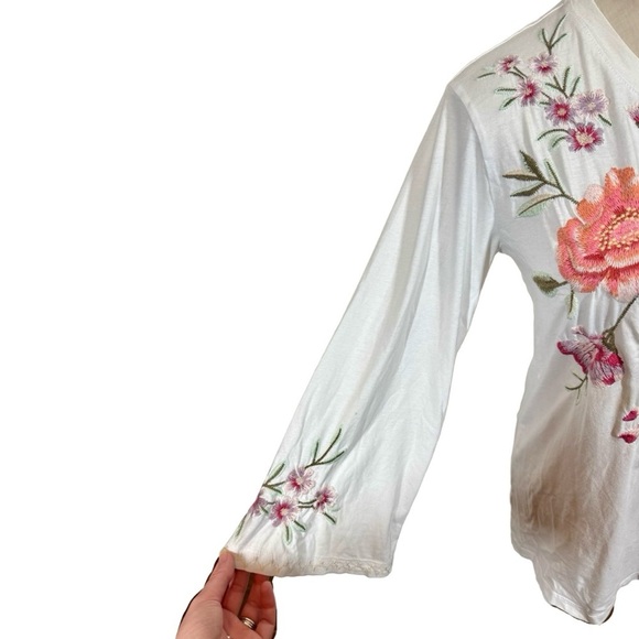 Johnny Was Vienna Floral Embroidered Long Kimono Sleeve Tee- Still Full Price - Picture 8 of 14